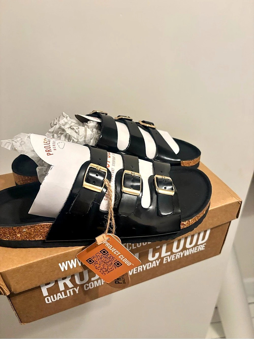 Project Cloud Capri Strappy Sandals Black & White US 8.5M
